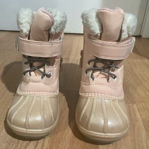 Cat & Jack pink toddler snow boots